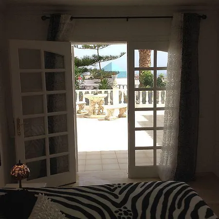 Villa Deluxe