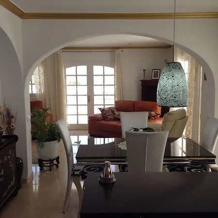 Deluxe Villa Callao Salvaje