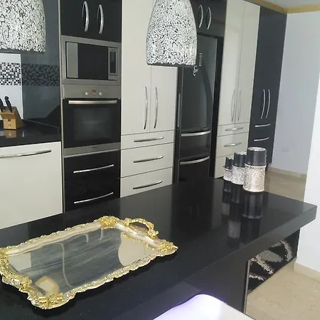 Deluxe Villa Callao Salvaje
